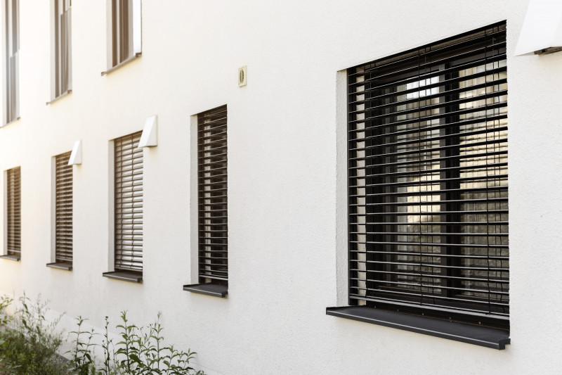 fassade vs innenjalousien